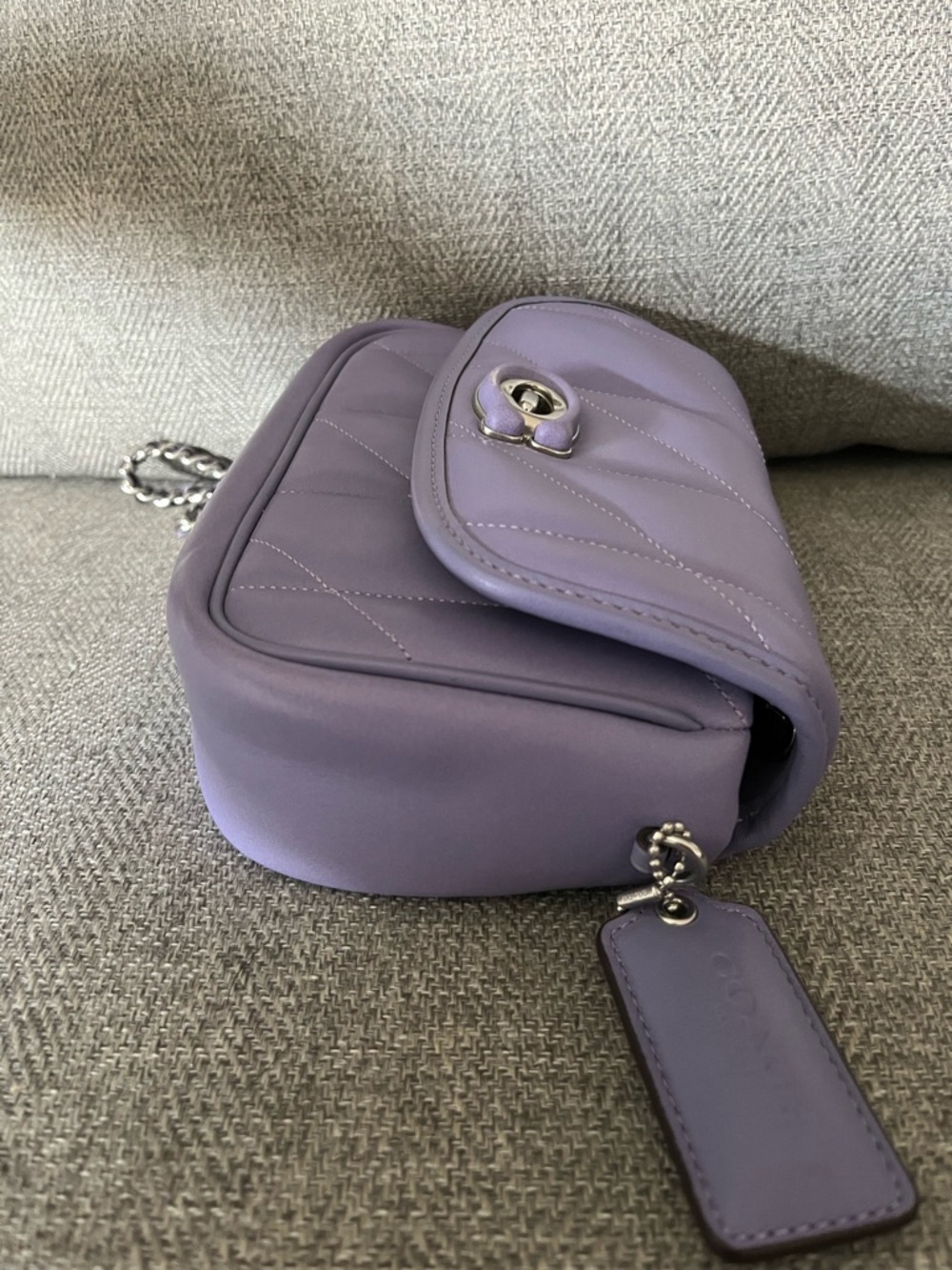 Coach Pillow Madison 18 Light Violet - Picture 10 of 16